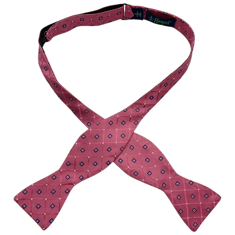 HASPEL Pink Geometric Silk LUXURY Self Bow Tie